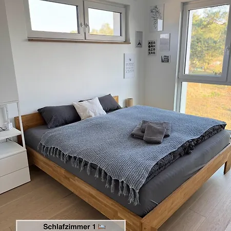 Moderne Doppelhaushaelfte Mit 3 Schlafzimmern Nahe Scharmuetzelsee - Perfekt Fuer Urlaub & Laengere Aufenthalte Apartment *