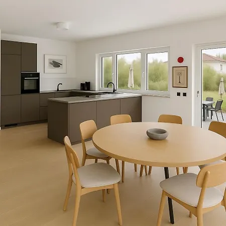 Moderne Doppelhaushaelfte Mit 3 Schlafzimmern Nahe Scharmuetzelsee - Perfekt Fuer Urlaub & Laengere Aufenthalte Apartment