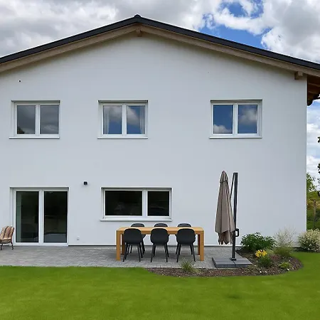 Moderne Doppelhaushaelfte Mit 3 Schlafzimmern Nahe Scharmuetzelsee - Perfekt Fuer Urlaub & Laengere Aufenthalte * Wendisch Rietz