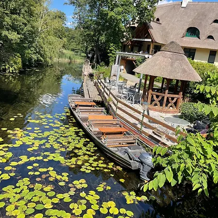 Апартаменты Moderne Doppelhaushaelfte Mit 3 Schlafzimmern Nahe Scharmuetzelsee - Perfekt Fuer Urlaub & Laengere Aufenthalte *