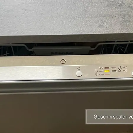 Moderne Doppelhaushaelfte Mit 3 Schlafzimmern Nahe Scharmuetzelsee - Perfekt Fuer Urlaub & Laengere Aufenthalte *