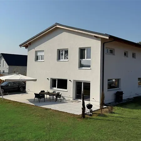 Moderne Doppelhaushaelfte Mit 3 Schlafzimmern Nahe Scharmuetzelsee - Perfekt Fuer Urlaub & Laengere Aufenthalte