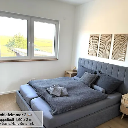 Moderne Doppelhaushaelfte Mit 3 Schlafzimmern Nahe Scharmuetzelsee - Perfekt Fuer Urlaub & Laengere Aufenthalte